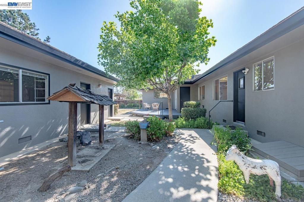 Image 59 of property listing at 1681 5Th St, Livermore, CA 94550