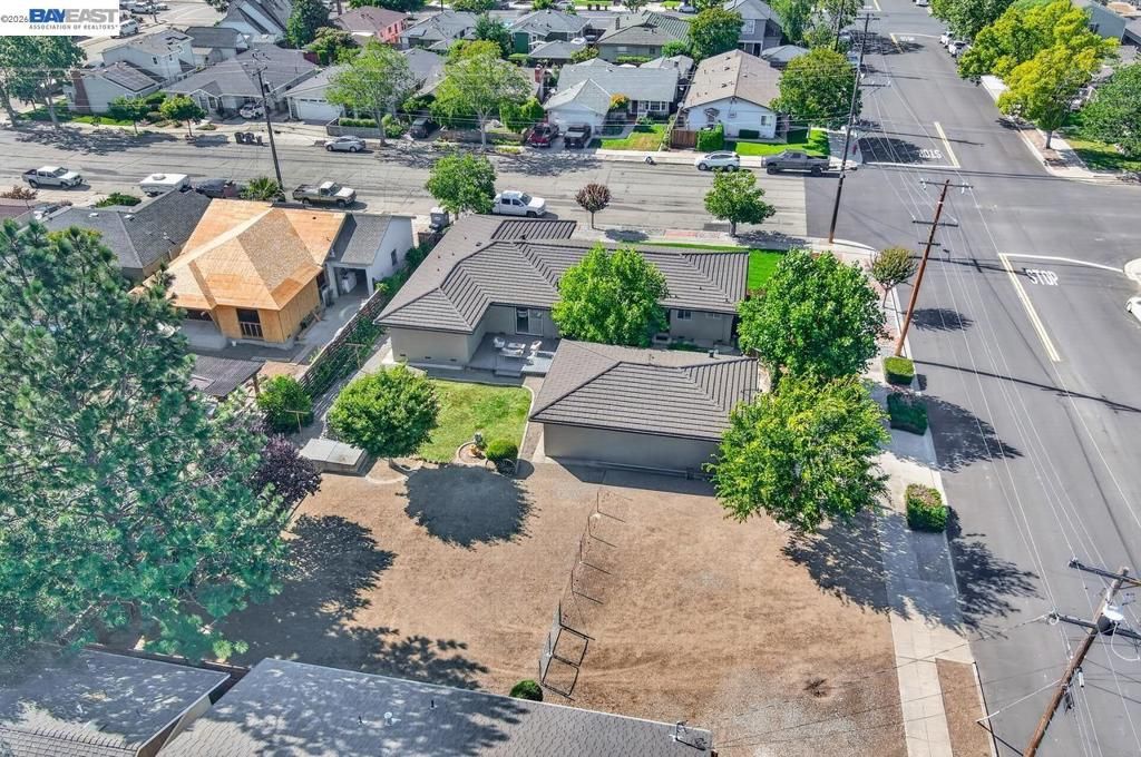Image 7 of property listing at 1681 5Th St, Livermore, CA 94550
