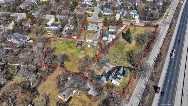 315 Oldfield Road, Downers Grove, IL 60516