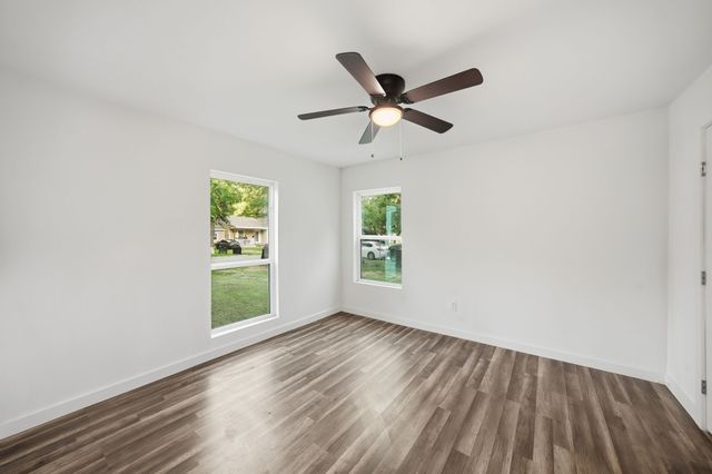 1103 Bell Drive, Greenville, TX 75401