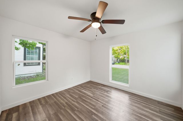 1103 Bell Drive, Greenville, TX 75401