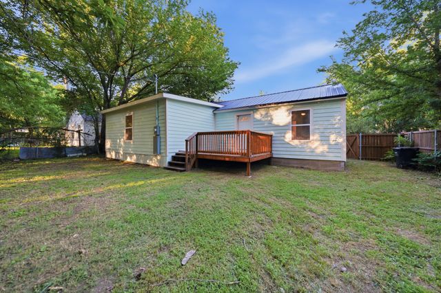 1103 Bell Drive, Greenville, TX 75401