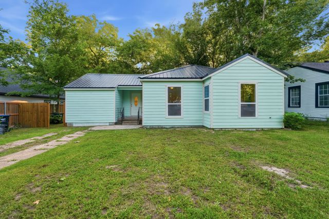 1103 Bell Drive, Greenville, TX 75401