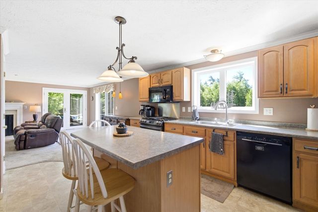 429 Wilson Hill Road, Francestown, NH 03043