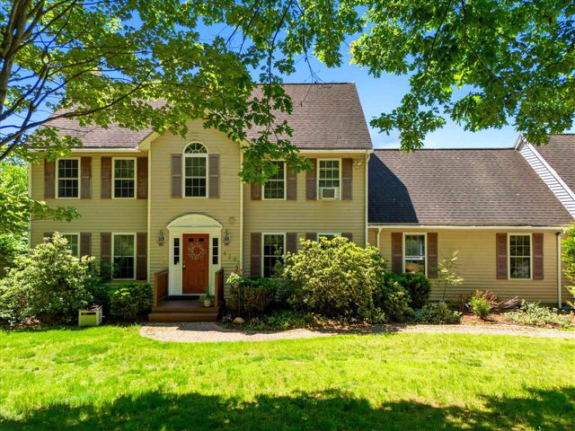 429 Wilson Hill Road, Francestown, NH 03043