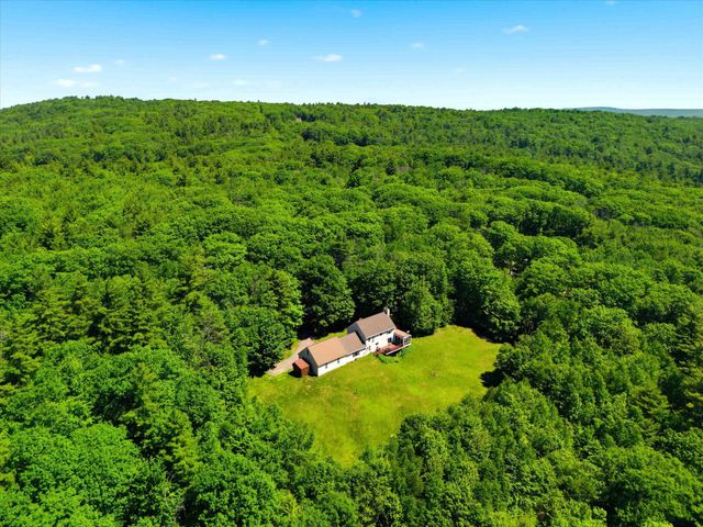 429 Wilson Hill Road, Francestown, NH 03043