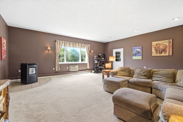 429 Wilson Hill Road, Francestown, NH 03043