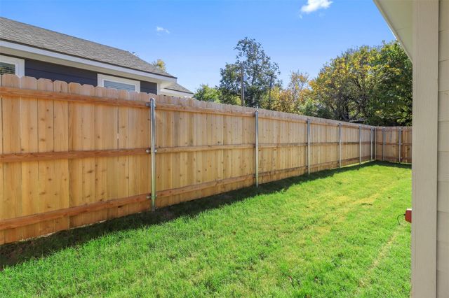 514 N Rusk Street 516, Denison, TX 75020