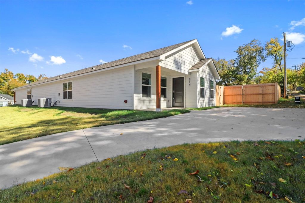 514 N Rusk Street 516, Denison, TX 75020