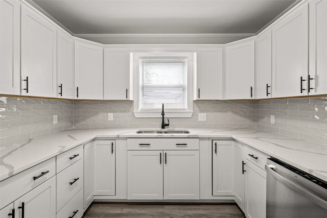 1506 W Main Street, Denison, TX 75020