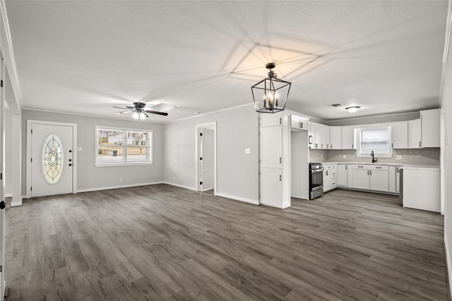 1506 W Main Street, Denison, TX 75020