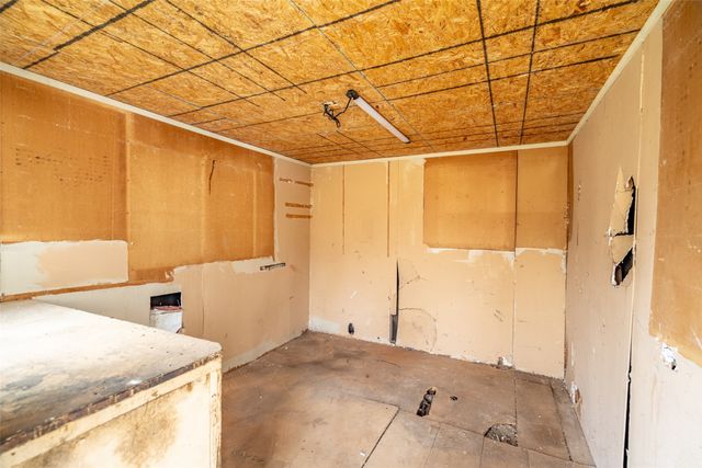 1506 W Main Street, Denison, TX 75020