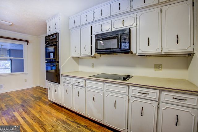 891 Highway 36 E, Jackson, GA 30233