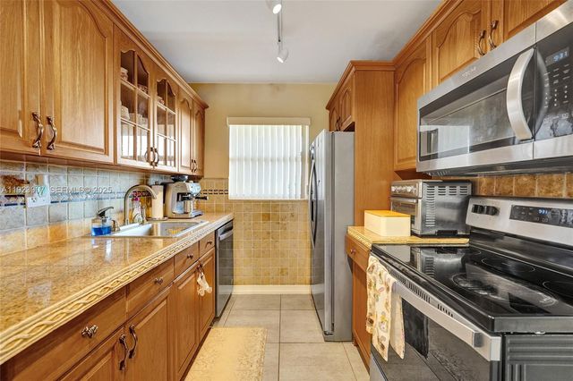 4111 Stirling Road 502, Dania Beach, FL 33314