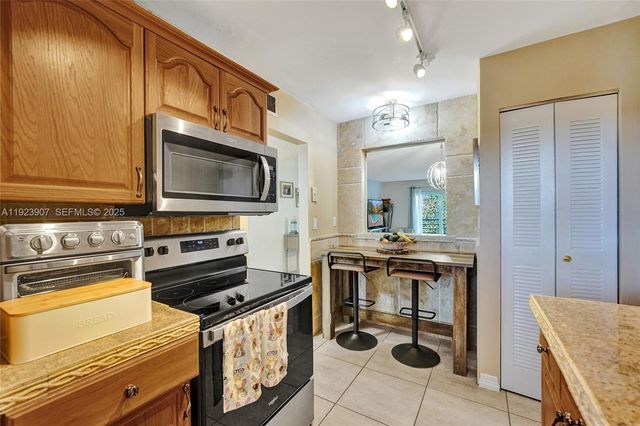 4111 Stirling Road 502, Dania Beach, FL 33314