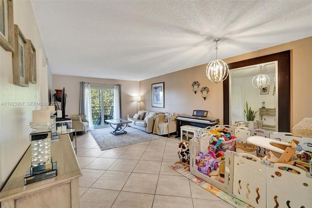 4111 Stirling Road 502, Dania Beach, FL 33314