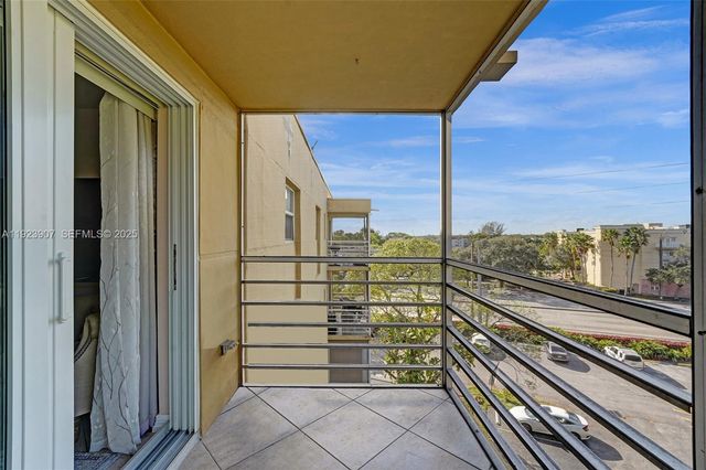 4111 Stirling Road 502, Dania Beach, FL 33314