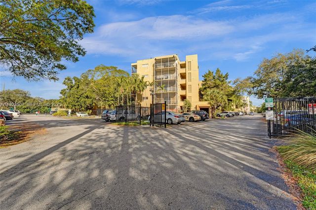 4111 Stirling Road 502, Dania Beach, FL 33314