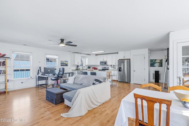 103 Gibbs Road, New Bern, NC 28560