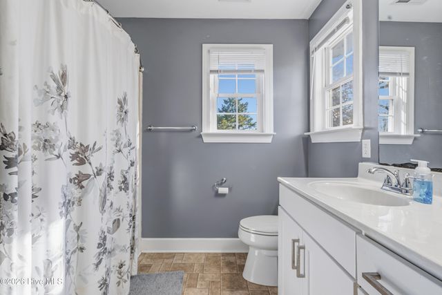 103 Gibbs Road, New Bern, NC 28560