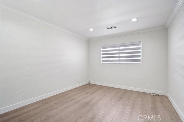 7439 Woodman Avenue 31, Van Nuys (los Angeles), CA 91405