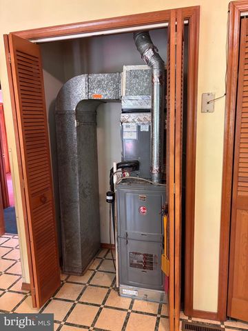 42 SPRINGERS MILL RD, Cape May Court House, NJ 08210