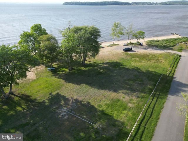 88 CIRCLE DR, Earleville, MD 21919