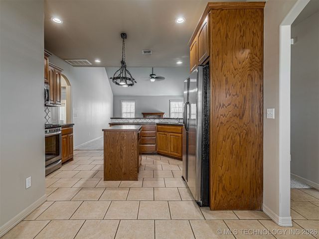 14921 Jordan Court, Glenpool, OK 74033