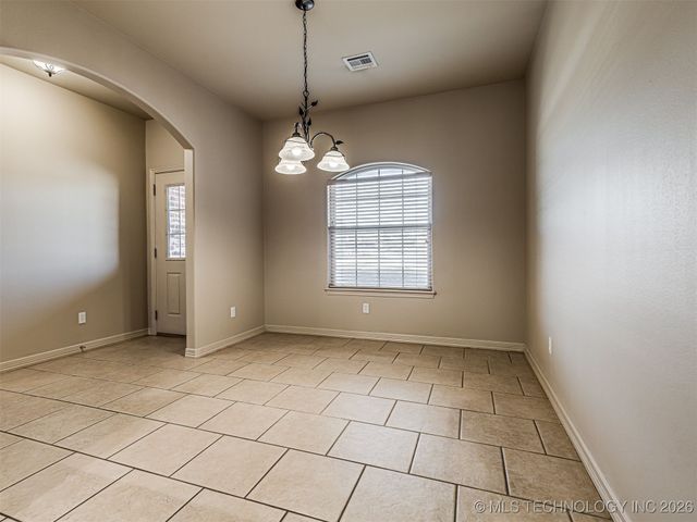 14921 Jordan Court, Glenpool, OK 74033