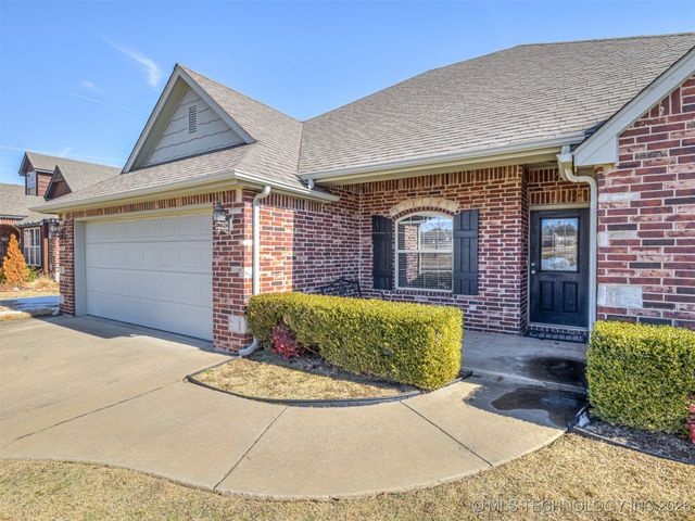 14921 Jordan Court, Glenpool, OK 74033