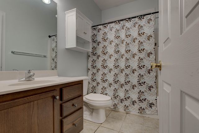 101 Candlelight Boulevard, Georgetown, KY 40324