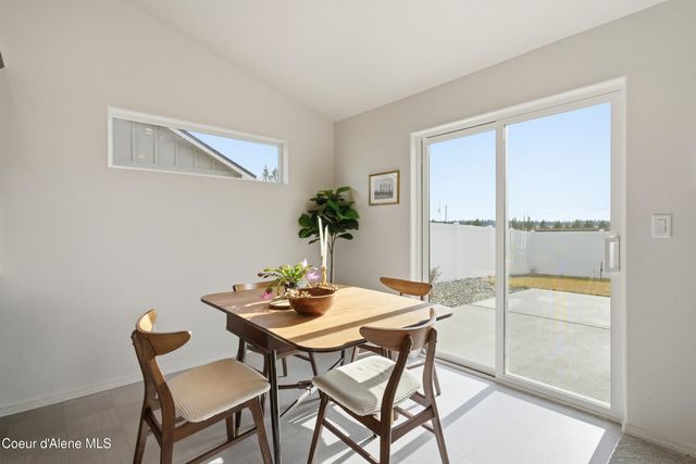 16161 N Hadley Loop, Rathdrum, ID 83858