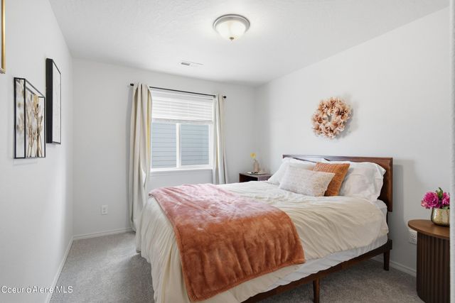 16161 N Hadley Loop, Rathdrum, ID 83858