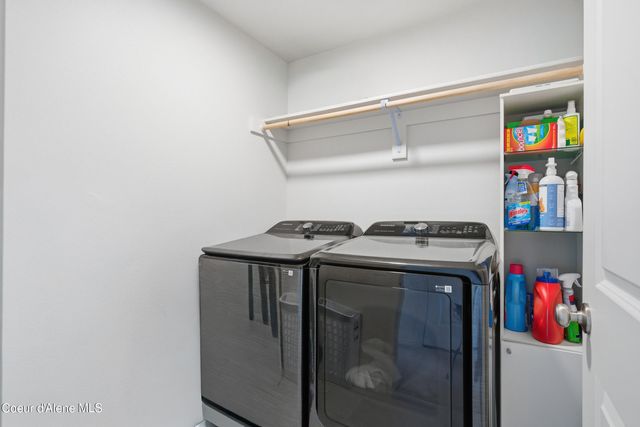 16161 N Hadley Loop, Rathdrum, ID 83858