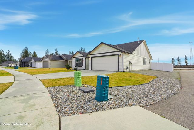 16161 N Hadley Loop, Rathdrum, ID 83858