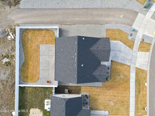 16161 N Hadley Loop, Rathdrum, ID 83858