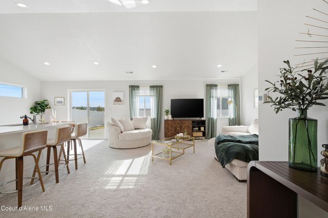 16161 N Hadley Loop, Rathdrum, ID 83858