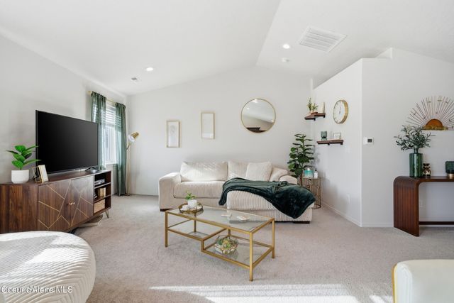 16161 N Hadley Loop, Rathdrum, ID 83858