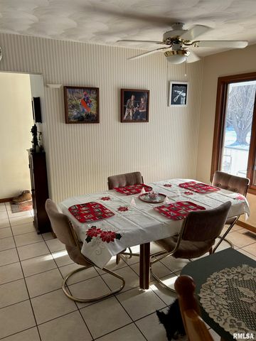 180 Etherton Lane, Springfield, IL 62712