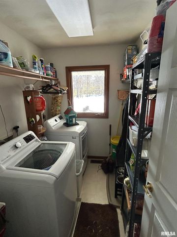 180 Etherton Lane, Springfield, IL 62712