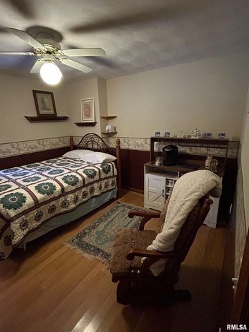 180 Etherton Lane, Springfield, IL 62712