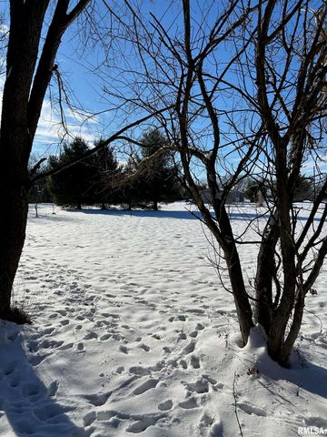 180 Etherton Lane, Springfield, IL 62712