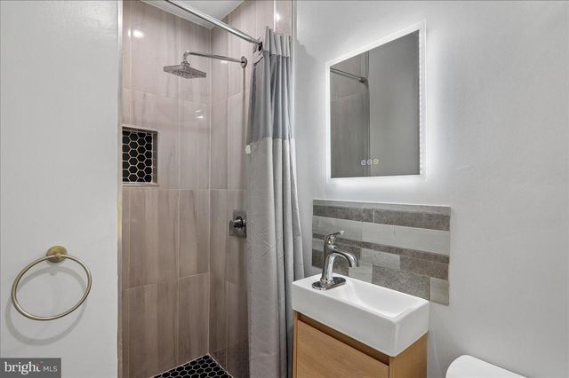 3112 CALVERTON BLVD, Beltsville, MD 20705