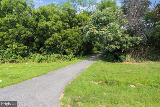 3112 CALVERTON BLVD, Beltsville, MD 20705
