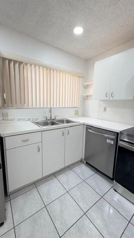 511 NW 82nd Ave 409, Miami, FL 33126