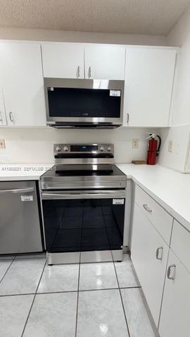 511 NW 82nd Ave 409, Miami, FL 33126