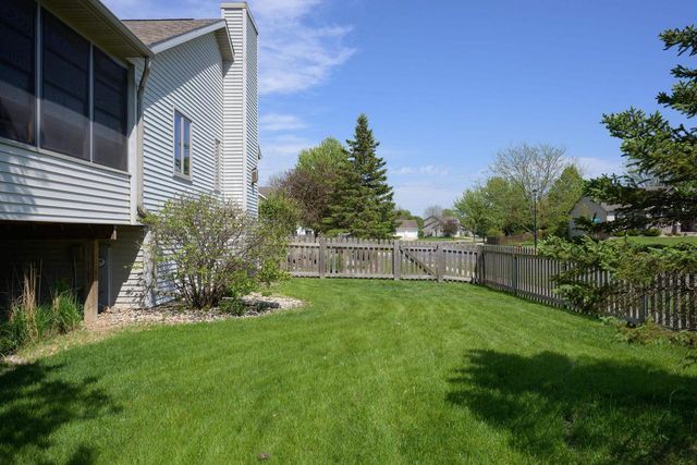 1106 Turnberry Court, Waunakee, WI 53597