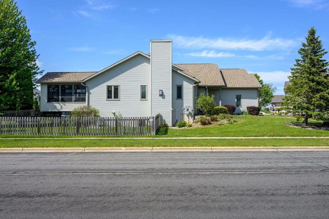 1106 Turnberry Court, Waunakee, WI 53597