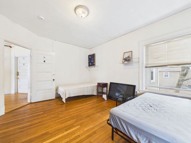 26 South St, Brockton, MA 02301