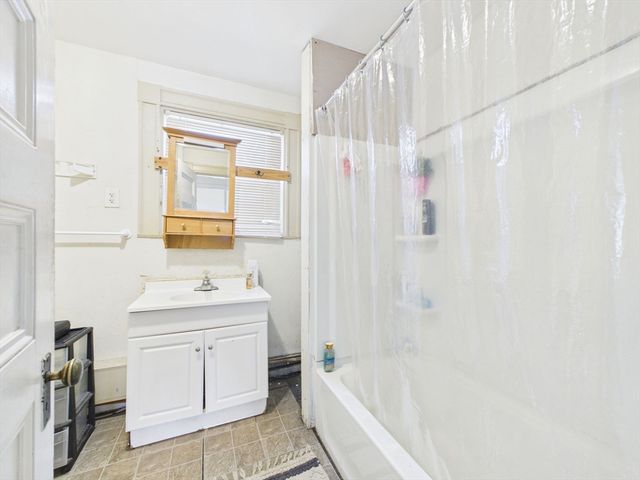 26 South St, Brockton, MA 02301